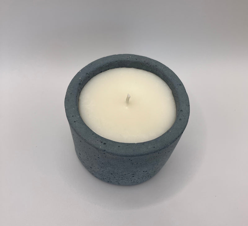 Tumbler Pot 5 Ounce Natural Soy Candle - Fog Blue